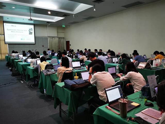 คณบดีคณะเภสัชศาสตร์,เป็นวิทยากรบรรยายหลักสูตร,"Diploma,in,Clinical,Statistics",