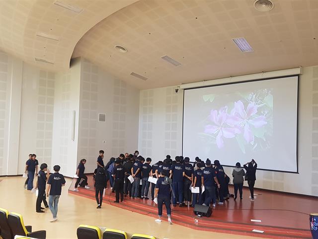 คณะเทคโนโลยีสารสนเทศและการสื่อสาร,มหาวิทยาลัยพะเยา,จัดกิจกรรมอบรมผู้นำกิจกรรมนิสิต,ประจำปีการศึกษา,2562,หัวข้อ,“แนวทางการปฏิรูปกิจกรรมรับน้องเชิงสร้างสรรค์ในศตวรรษที่,21”,มุ่งเน้นให้นิสิตสามารถจัดกิจกรรมพัฒนานิสิตอย่างสร้างสรรค์และสอดคล้องกับความต้องการในศตวรรษที่,21