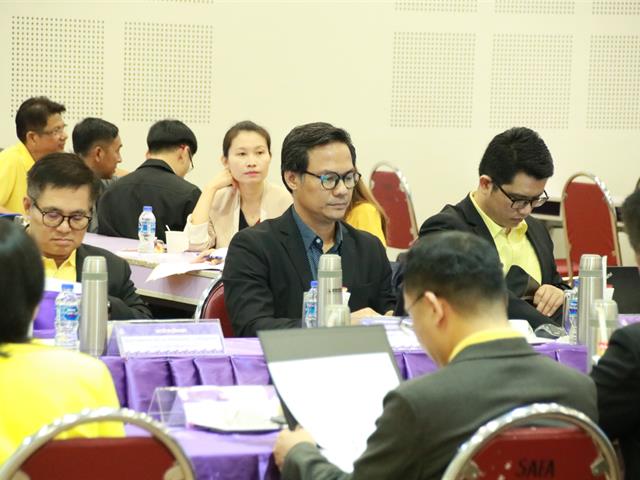 คณบดีคณะเกษตรศาสตร์,ผศ.ดร.บุญฤทธิ์,สินค้างาม,พร้อมคณะผู้บริหารคณะฯ,เข้าร่วมการประชุมเพื่อนำเสนอวิสัยทัศน์และเป้าหมายเชิงยุทธศาสตร์,(Super,KPI)