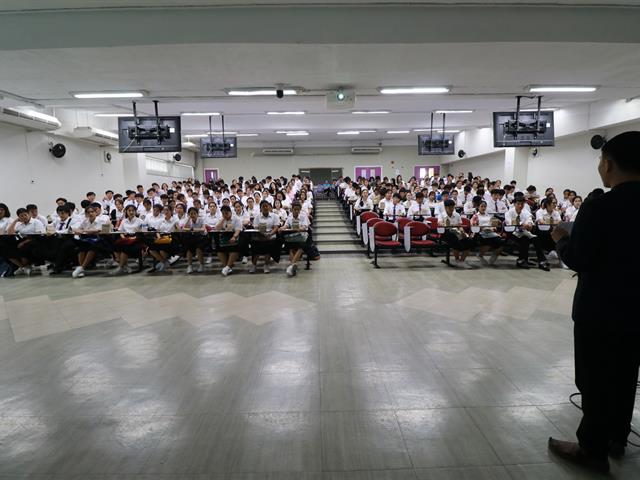 MIS,จัดโครงการปฐมนิเทศและพิธีลงนามสัญญารับทุน,ระหว่าง,บริษัท,ซีพี,ออลล์,จำกัด,(มหาชน),และบริษัทในกลุ่ม,กับนิสิตผู้ได้รับทุนการศึกษา