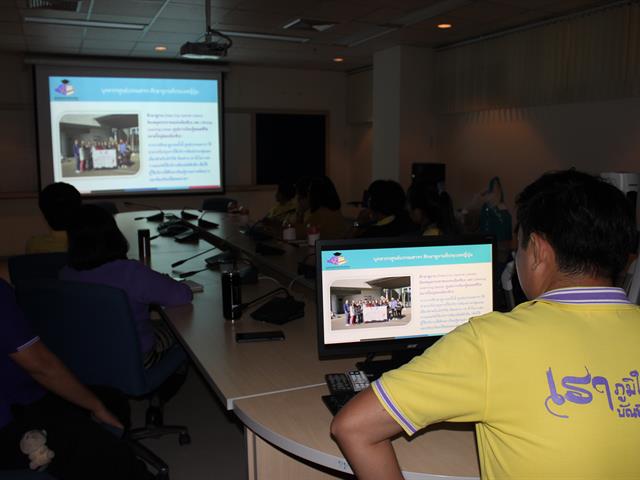 คณะครู,โรงเรียนวัฒโนทัยพายัพ,จังหวัดเชียงใหม่,ศึกษาดูงาน,,การดำเนินงานห้องสมุดสีเขียว,(Green,Library),ของศูนย์บรรณสารและสื่อการศึกษา,มหาวิทยาลัยพะเยา