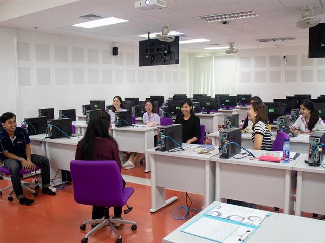 ศูนย์ภาษาคณะศิลปศาสตร์,จัดโครงการ,English,Speaking