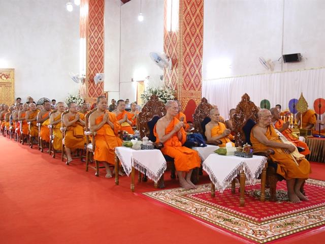 ผู้บริหาร,ม.,พะเยา,พร้อมด้วยบุคลากร,ร่วมพิธีธรรม,สวดอภิธรรม,พระอุบาลีคุณูปมาจารย์