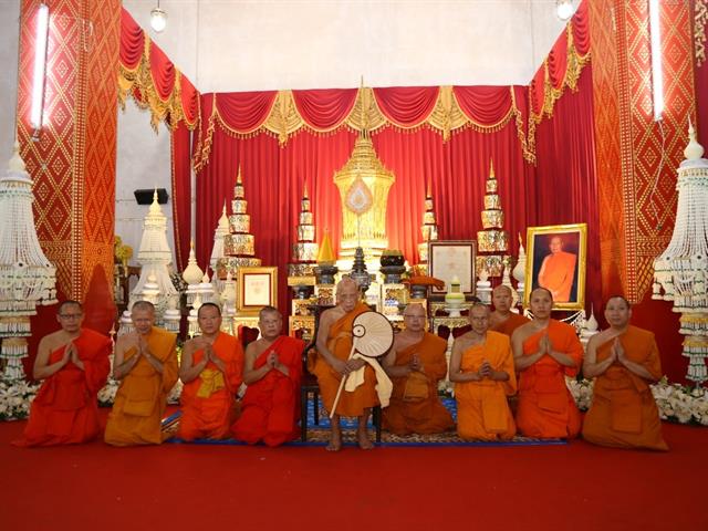 ผู้บริหาร,ม.,พะเยา,พร้อมด้วยบุคลากร,ร่วมพิธีธรรม,สวดอภิธรรม,พระอุบาลีคุณูปมาจารย์