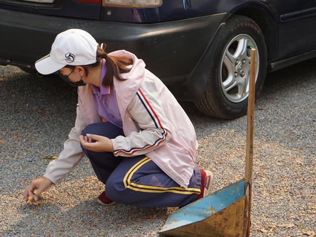 คณะรัฐศาสตร์และสังคมศาสตร์,มหาวิทยาลัยพะเยา,จัดกิจกรรม,“จิตอาสาพัฒนาอาราม,เฉลิมพระเกียรติ”