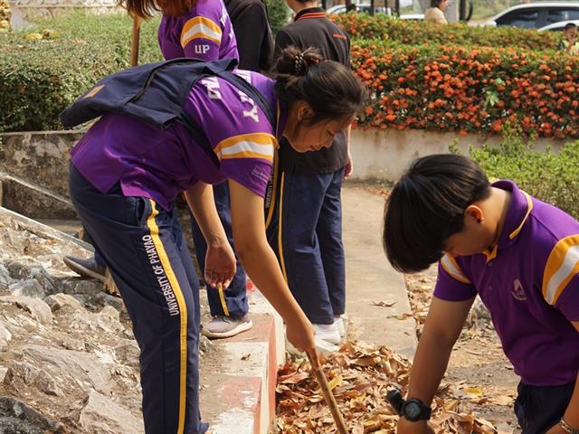 คณะรัฐศาสตร์และสังคมศาสตร์,มหาวิทยาลัยพะเยา,จัดกิจกรรม,“จิตอาสาพัฒนาอาราม,เฉลิมพระเกียรติ”
