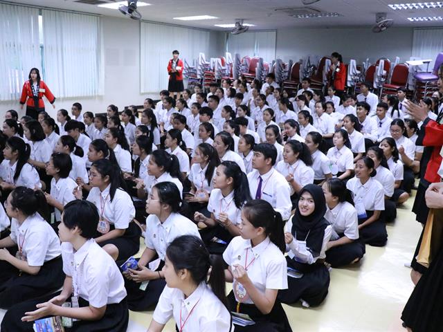 หน่วยกิจการนิสิตคณะศิลปศาสตร์,ร่วมกับ,สโมสรนิสิตคณะศิลปศาสตร์,จัดโครงการ,“เปิดห้องเชียร์คณะศิลปศาสตร์,ประจำปีการศึกษา,2562”