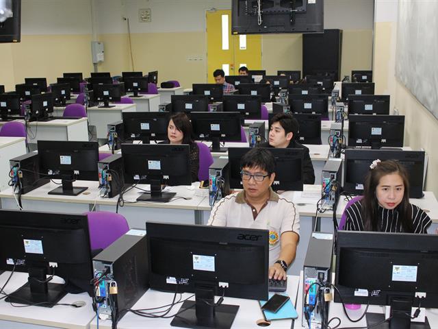 การจัดอบรมเชิงปฏิบัติการการใช้ระบบสารสนเทศเพื่อการวิเคราะห์ต้นทุนต่อหน่วยของมหาวิทยาลัยพะเยา,ประจำปีงบประมาณ,2561