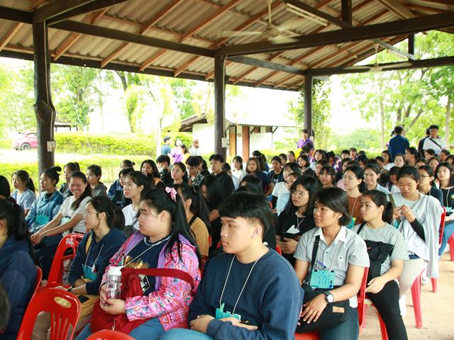 คณะเกษตรศาสตร์และทรัพยากรธรรมชาติ,ม.พะเยา,จัดกิจกรรม,",สืบสานภูมิปัญญาและวัฒนธรรมการเลี้ยงและการคัดเลือกโคเนื้อพื้นเมืองขาวล้านนาของจังหวัดพะเยา,"