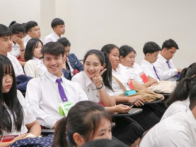 คณะรัฐศาสตร์และสังคมศาสตร์,จัดดำเนินโครงการปฐมนิเทศ-เตรียมความพร้อมนิสิตก่อนเข้าเรียนมหาวิทยาลัย,(Pre-U),ประจำปีการศึกษา,2562