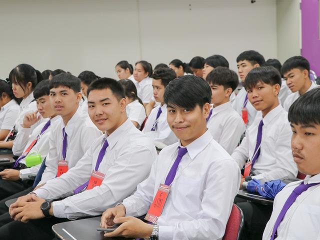 คณะรัฐศาสตร์และสังคมศาสตร์,จัดดำเนินโครงการปฐมนิเทศ-เตรียมความพร้อมนิสิตก่อนเข้าเรียนมหาวิทยาลัย,(Pre-U),ประจำปีการศึกษา,2562