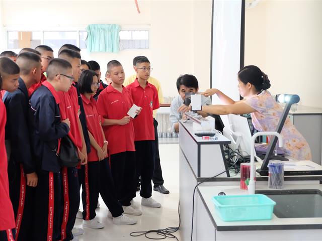 คณะวิทยาศาสตร์,มหาวิทยาลัยพะเยา,ได้ดำเนินกิจกรรม,ค่ายมหาวิทยาลัย,โรงเรียนพิริยาลัย,จังหวัดแพร่