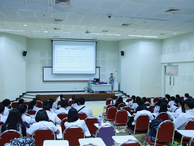 คณะเกษตรศาสตร์และทรัพยากรธรรมชาติ,ม.พะเยา,ดำเนินโครงการเตรียมความพร้อมให้กับนิสิตใหม่,",Intensive,English,Course,",สำหรับนิสิตชั้นปีที่,1