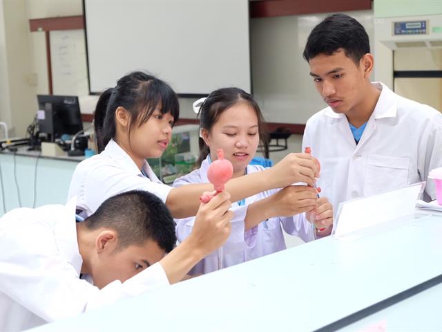 คณะวิทยาศาสตร์,มหาวิทยาลัยพะเยา,ได้ดำเนินกิจกรรม,อบรมเชิงปฏิบัติการ,Science,Laboratory