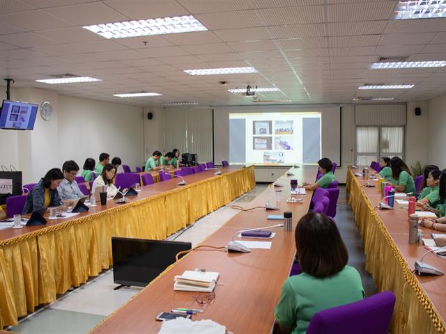 ประธานกรรมการสำนักงานสีเขียว,คณะศิลปศาสตร์,มหาวิทยาลัยพะเยา,,เข้าร่วมเป็นผู้สังเกตุการณ์ในการตรวจประเมินสำนักงานสีเขียวในระดับพื้นที่,(Green,Office,2562)