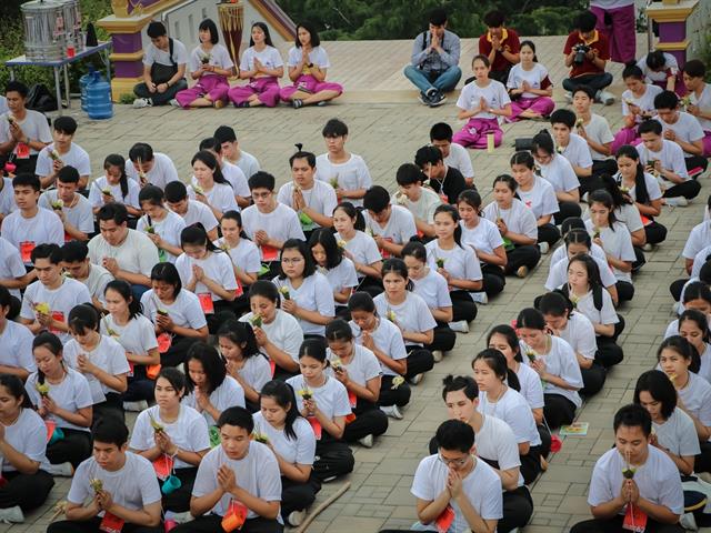 หน่วยกิจการนิสิตและทำนุบำรุงศิลปวัฒนธรรม,พร้อมด้วยสโมสรนิสิต,คณะรัฐศาสตร์และสังคมศาสตร์,มหาวิทยาลัยพะเยา,ร่วมจัดกิจกรรม,“ตานตุงหลวง,บวงสรวงพระพุทธภุชคารักษ์”