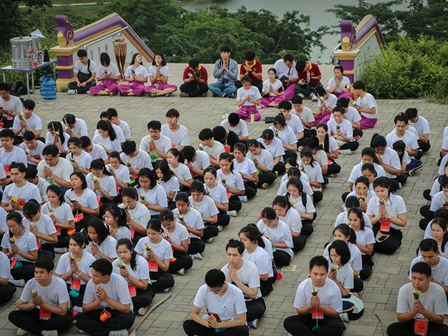 หน่วยกิจการนิสิตและทำนุบำรุงศิลปวัฒนธรรม,พร้อมด้วยสโมสรนิสิต,คณะรัฐศาสตร์และสังคมศาสตร์,มหาวิทยาลัยพะเยา,ร่วมจัดกิจกรรม,“ตานตุงหลวง,บวงสรวงพระพุทธภุชคารักษ์”