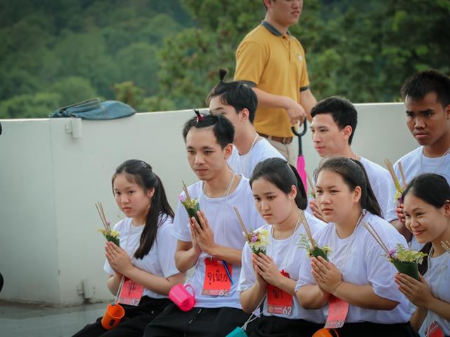 หน่วยกิจการนิสิตและทำนุบำรุงศิลปวัฒนธรรม,พร้อมด้วยสโมสรนิสิต,คณะรัฐศาสตร์และสังคมศาสตร์,มหาวิทยาลัยพะเยา,ร่วมจัดกิจกรรม,“ตานตุงหลวง,บวงสรวงพระพุทธภุชคารักษ์”
