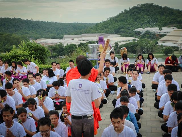 หน่วยกิจการนิสิตและทำนุบำรุงศิลปวัฒนธรรม,พร้อมด้วยสโมสรนิสิต,คณะรัฐศาสตร์และสังคมศาสตร์,มหาวิทยาลัยพะเยา,ร่วมจัดกิจกรรม,“ตานตุงหลวง,บวงสรวงพระพุทธภุชคารักษ์”