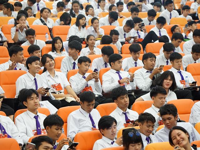 โครงการแนะนำการใช้บริการศูนย์บรรณสารและสื่อการศึกษา,สำหรับนิสิตใหม่,ระดับปริญญาตรี,ประจำปีการศึกษา,2562