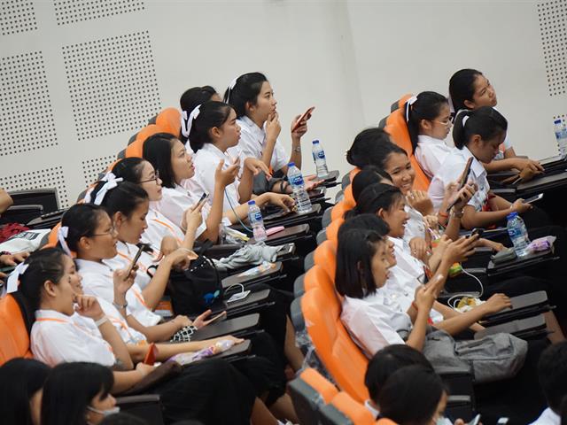 โครงการแนะนำการใช้บริการศูนย์บรรณสารและสื่อการศึกษา,สำหรับนิสิตใหม่,ระดับปริญญาตรี,ประจำปีการศึกษา,2562