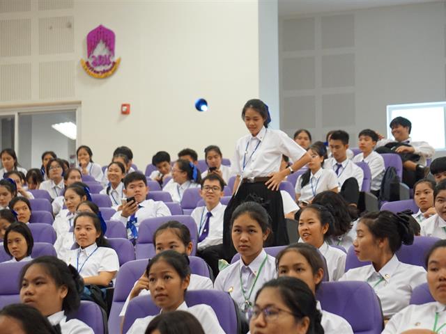 โครงการแนะนำการใช้บริการศูนย์บรรณสารและสื่อการศึกษา,สำหรับนิสิตใหม่,ระดับปริญญาตรี,ประจำปีการศึกษา,2562