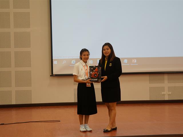 โครงการแนะนำการใช้บริการศูนย์บรรณสารและสื่อการศึกษา,สำหรับนิสิตใหม่,ระดับปริญญาตรี,ประจำปีการศึกษา,2562