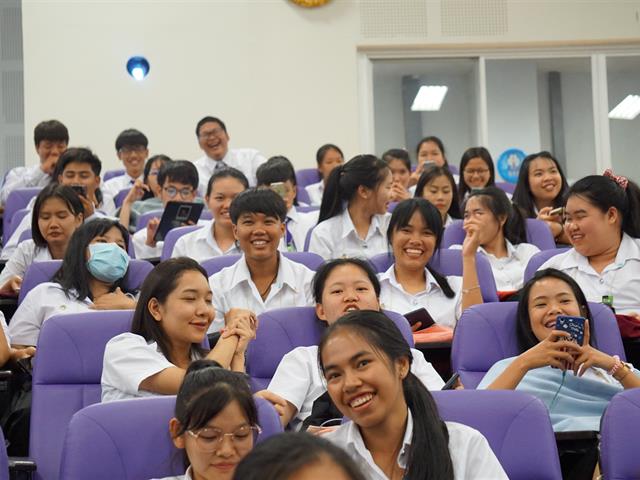 โครงการแนะนำการใช้บริการศูนย์บรรณสารและสื่อการศึกษา,สำหรับนิสิตใหม่,ระดับปริญญาตรี,ประจำปีการศึกษา,2562
