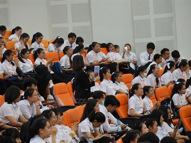 โครงการแนะนำการใช้บริการศูนย์บรรณสารและสื่อการศึกษา,สำหรับนิสิตใหม่,ระดับปริญญาตรี,ประจำปีการศึกษา,2562