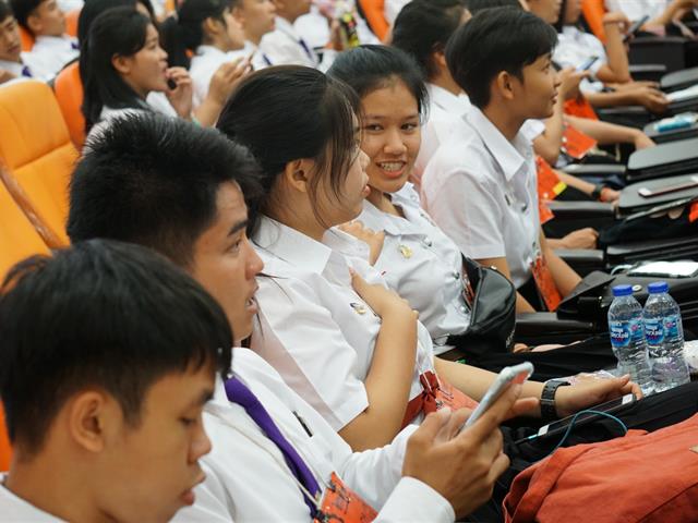 โครงการแนะนำการใช้บริการศูนย์บรรณสารและสื่อการศึกษา,สำหรับนิสิตใหม่,ระดับปริญญาตรี,ประจำปีการศึกษา,2562