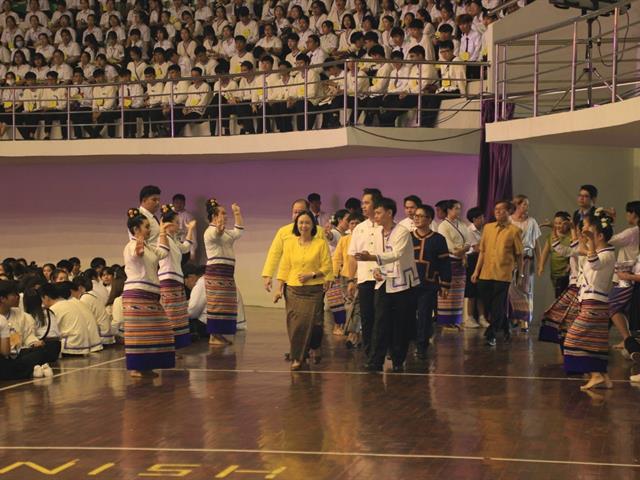 มหาวิทยาลัยพะเยา,จัดพิธีทอดผ้าป่าน้องใหม่,ประจำปี,2562,มีนิสิตชั้นปีที่,1,เข้าร่วมกว่า,4,300,คน