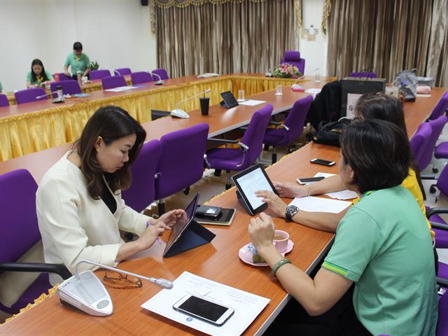 ศูนย์บรรณสารและสื่อการศึกษา,เข้ารับการตรวจประเมินเพื่อขอรับรองมาตรฐาน,สำนักงานสีเขียว,(Green,Office,Standard),จากกรมส่งเสริมคุณภาพสิ่งแวดล้อม,กระทรวง,,,,ทรัพยากรธรรมชาติและสิ่งแวดล้อม,เพื่อความเป็น,“สำนักงานที่เป็นมิตรกับสิ่งแวดล้อม”