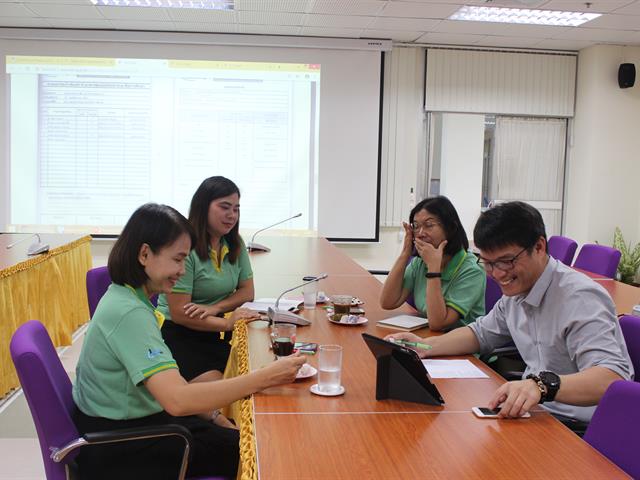 ศูนย์บรรณสารและสื่อการศึกษา,เข้ารับการตรวจประเมินเพื่อขอรับรองมาตรฐาน,สำนักงานสีเขียว,(Green,Office,Standard),จากกรมส่งเสริมคุณภาพสิ่งแวดล้อม,กระทรวง,,,,ทรัพยากรธรรมชาติและสิ่งแวดล้อม,เพื่อความเป็น,“สำนักงานที่เป็นมิตรกับสิ่งแวดล้อม”