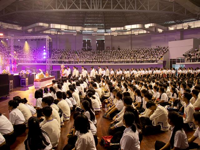รองคณบดีฝ่ายคุณภาพนิสิต,คณะศิลปศาสตร์,เข้าร่วมโครงการ,OPEN,UP,กิจกรรมที่,3,ทอดผ้าป่าน้องใหม่,ณ,อาคารสงวนเสริมศรี,มหาวิทยาลัยพะเยา