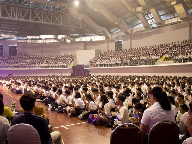 รองคณบดีฝ่ายคุณภาพนิสิต,คณะศิลปศาสตร์,เข้าร่วมโครงการ,OPEN,UP,กิจกรรมที่,3,ทอดผ้าป่าน้องใหม่,ณ,อาคารสงวนเสริมศรี,มหาวิทยาลัยพะเยา