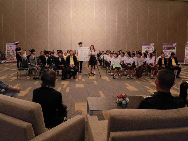 นิสิตสาขาวิชาการส่งเสริมสุขภาพ,คณะแพทยศาสตร์,มหาวิทยาลัยพะเยา,ผ่านการคัดเลือก,8,ทีมสุดท้าย,และได้รับทุนดำเนินการโครงการจิตสำนึกรักเมืองไทย,,,ปีที่,11,จากสำงานปลัดกระทรวงกลาโหม