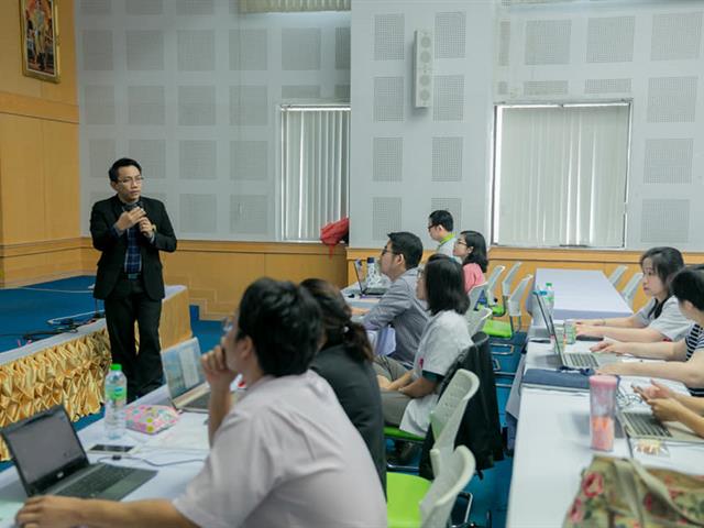 รศ.,ดร.,ภก.,สุรศักดิ์,เสาแก้ว,คณบดีคณะเภสัชศาสตร์,เป็นวิทยากรพิเศษในการอบรมเชิงปฏิบัติการ,"การทบทวนวรรณกรรมอย่างเป็นระบบและการวิเคราะห์อภิมาน,(Systematic,Review,and,Meta-analysis)",