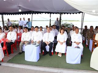 มหาวิทยาลัยพะเยา,ร่วมทำบุญตักบาตรข้าวสารอาหารแห้งแด่พระสงฆ์,ร่วมกับจังหวัดพะเยา,เนื่องในวันอาสาฬหบูชาประจำปี,2562