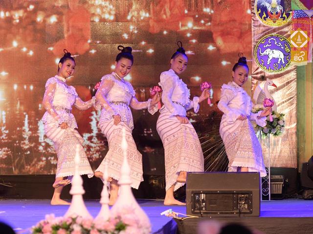 สาขาวิชาศิลปะการแสดง,ได้รับเชิญจาก,สมาคมไทลื้อ,จังหวัดพะเยา,ให้ร่วมแสดงงาน,“สืบสานตำนานไทลื้อ,ครั้งที่,19