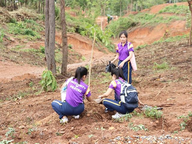 คณะทันตแทพยศาสตร์เข้าร่วมกิจกรรมถวายพระพรชัยมงคลและจิตอาสาเราทำความดีด้วยหัวใจและโครงการปลูกต้นไม้,เทิดไท้องค์ราชัน,เนื่องในวันเฉลิมพระชนมพรรษาปี,2562