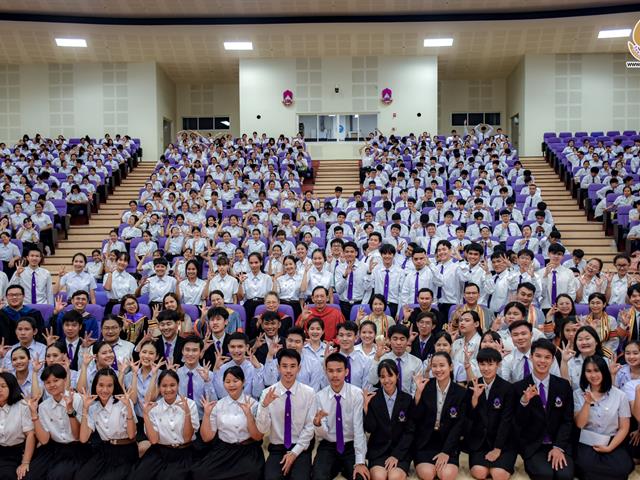 พิธีถวายสัตย์ปฏิญาณตนเป็นนิสิตมหาวิทยาลัยพะเยาและพิธิไหว้ครูวิทยาลัยการศึกษา