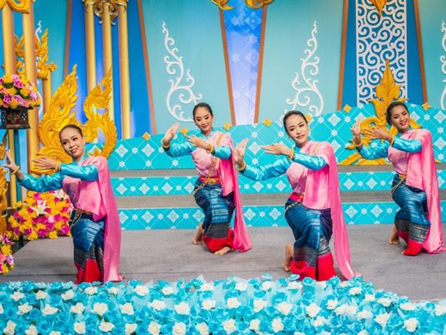 สาขาวิชาศิลปะการแสดง,คณะสถาปัตยกรรมศาสตร์และศิลปกรรมศาสตร์,มหาวิทยาลัยพะเยา,เป็นตัวแทนมหาวิทยาลัยในการบันทึกเทปรำถวายพระพร,ชุด,“ระบำซอถวายพระพร”,เนื่องในวันเฉลิมพระชนมพรรษา,สมเด็จพระนางเจ้าสิริกิติ์,พระบรมราชินีนาถ,พระบรมราชชนนีพันปีหลวง,เนื่องในวันเฉลิมพระชนมพรรษา,12,สิงหาคม,2562,