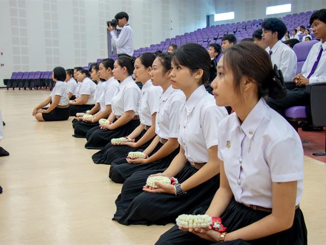 คณะศิลปศาสตร์จัดพิธีไหว้ครู,“กราบคุรุปูจา,ครูบาอาจารย์เจ้า”,ประจำปีการศึกษา,๒๕๖๒