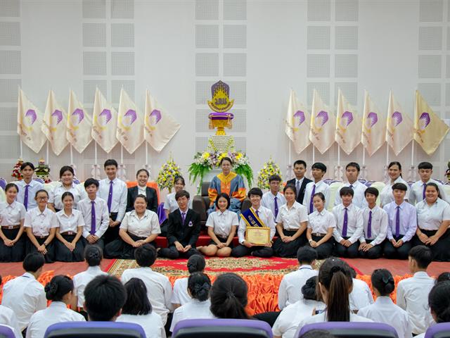คณะศิลปศาสตร์จัดพิธีไหว้ครู,“กราบคุรุปูจา,ครูบาอาจารย์เจ้า”,ประจำปีการศึกษา,๒๕๖๒