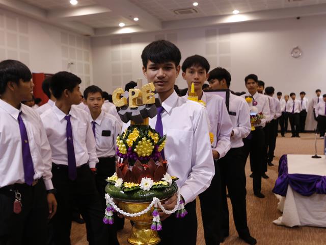 คณะเทคโนโลยีสารสนเทศและการสื่อสาร,มหาวิทยาลัยพะเยา,จัดพิธีไหว้ครู,ประจำปีการศึกษา,2562,เพื่อแสดงความกตัญญูกตเวทีต่อครู,อาจารย์ผู้มีพระคุณในการอบรมสั่งสอน,ตลอดจนเพื่อความเป็นสิริมงคลในโอกาสเปิดภาคการศึกษาใหม่