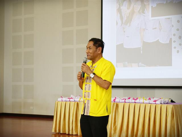 คณะวิทยาศาสตร์การแพทย์,ม.พะเยา,จัดพิธีมอบเสื้อปฏิบัติการทางคลินิกให้แก่นิสิตหลักสูตรโภชนาการและการกำหนดอาหารรุ่นที่,6