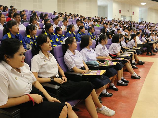 โครงการผู้บริหารมหาวิทยาลัยพะเยาพบผู้บริหารสถานศึกษา,และแนะแนวสัญจร,ประจำปีการศึกษา,2563