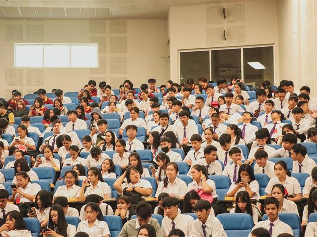 คณะรัฐศาสตร์และสังคมศาสตร์,มหาวิทยาลัยพะเยา,จัดโครงการ,กาดมั่วการเมือง
