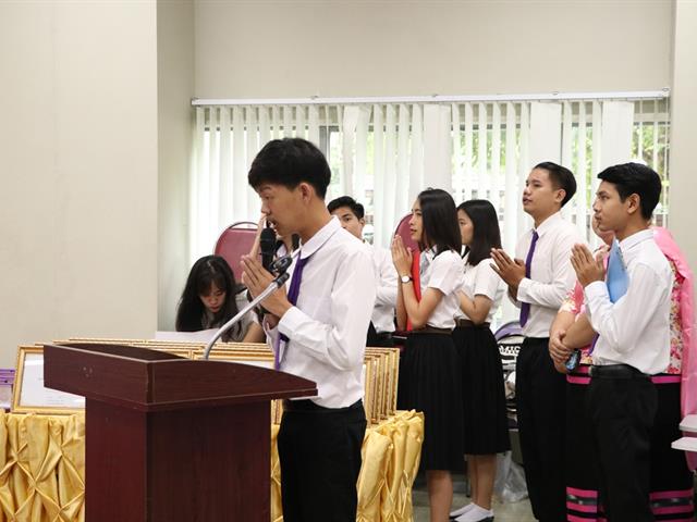 หน่วยกิจการนิสิตและทำนุบำรุงศิลปวัฒนธรรม,พร้อมด้วยสโมสรนิสิต,ได้จัดดำเนินโครงการคุรุปูจา,ไหว้สา,ปารมี(ไหว้ครูคณะรัฐศาสตร์และสังคมศาสตร์),ประจำปีการศึกษา,2562