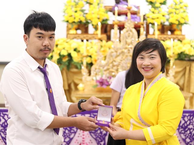 หน่วยกิจการนิสิตและทำนุบำรุงศิลปวัฒนธรรม,พร้อมด้วยสโมสรนิสิต,ได้จัดดำเนินโครงการคุรุปูจา,ไหว้สา,ปารมี(ไหว้ครูคณะรัฐศาสตร์และสังคมศาสตร์),ประจำปีการศึกษา,2562